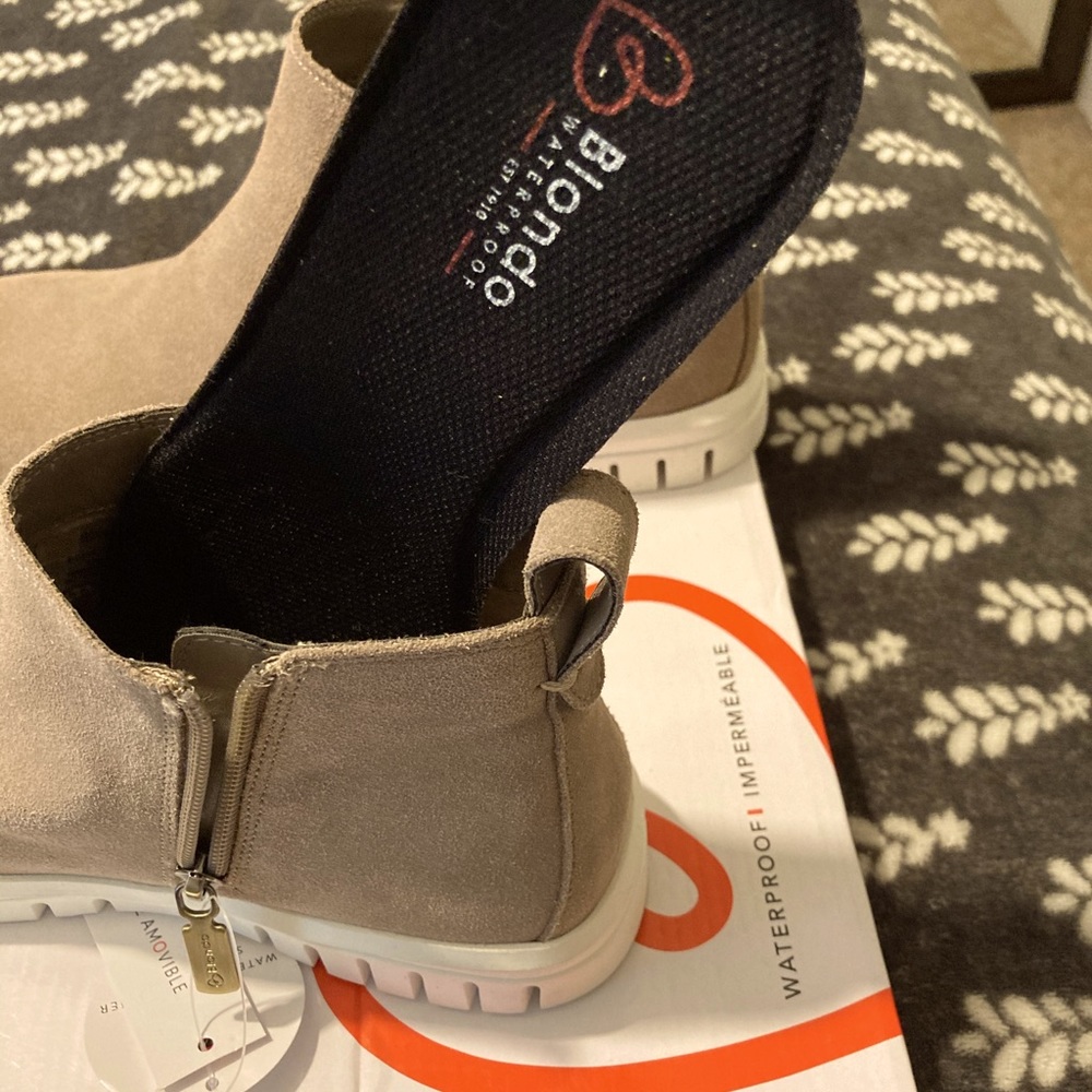 women ankle boot size 7 and 10
